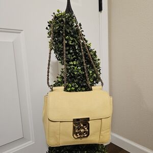 Chloé Pastel Yellow Leather Gold Turn-lock Crossbody